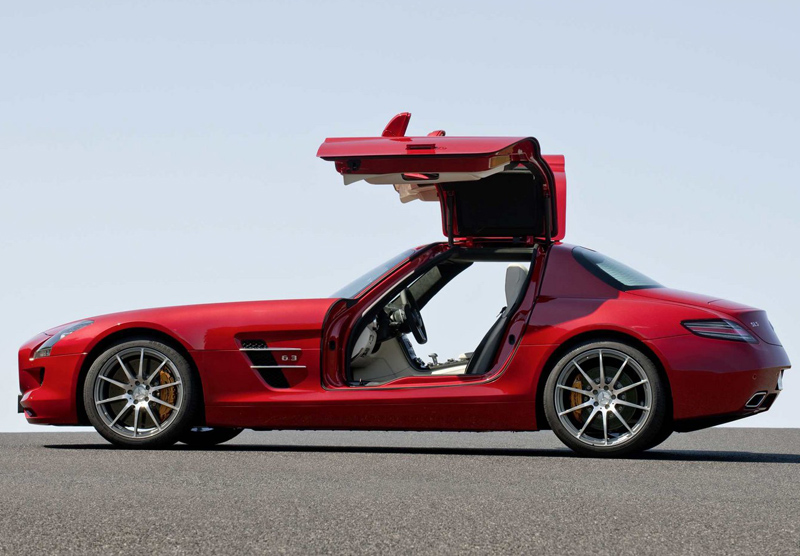 Illustration for article titled The problem with the Ferrari California